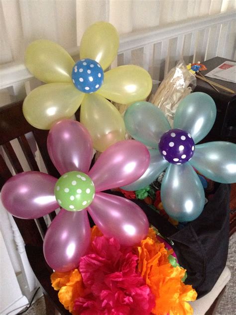 flowers and balloons decoration|75 Awesome DIY Balloon Decor Ideas .